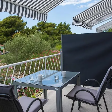 Sky Apartment *