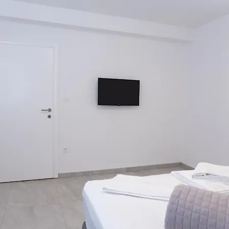 Sky شقة فوديس