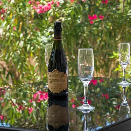 Sky شقة فوديس