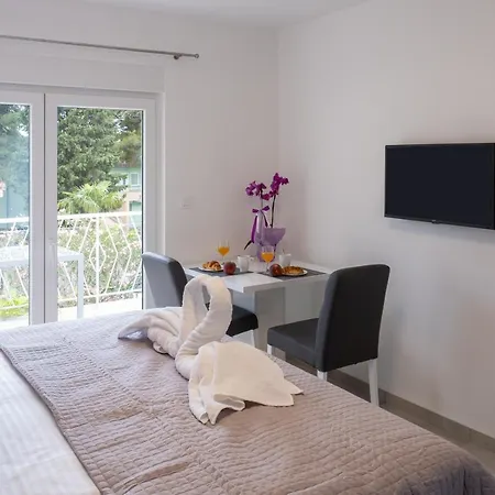 Sky Apartment *
